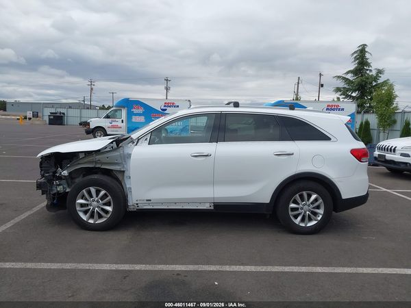 2016 KIA SORENTO 3.3L LX — I117