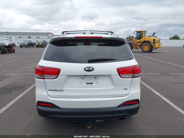 2016 KIA SORENTO 3.3L LX — I119