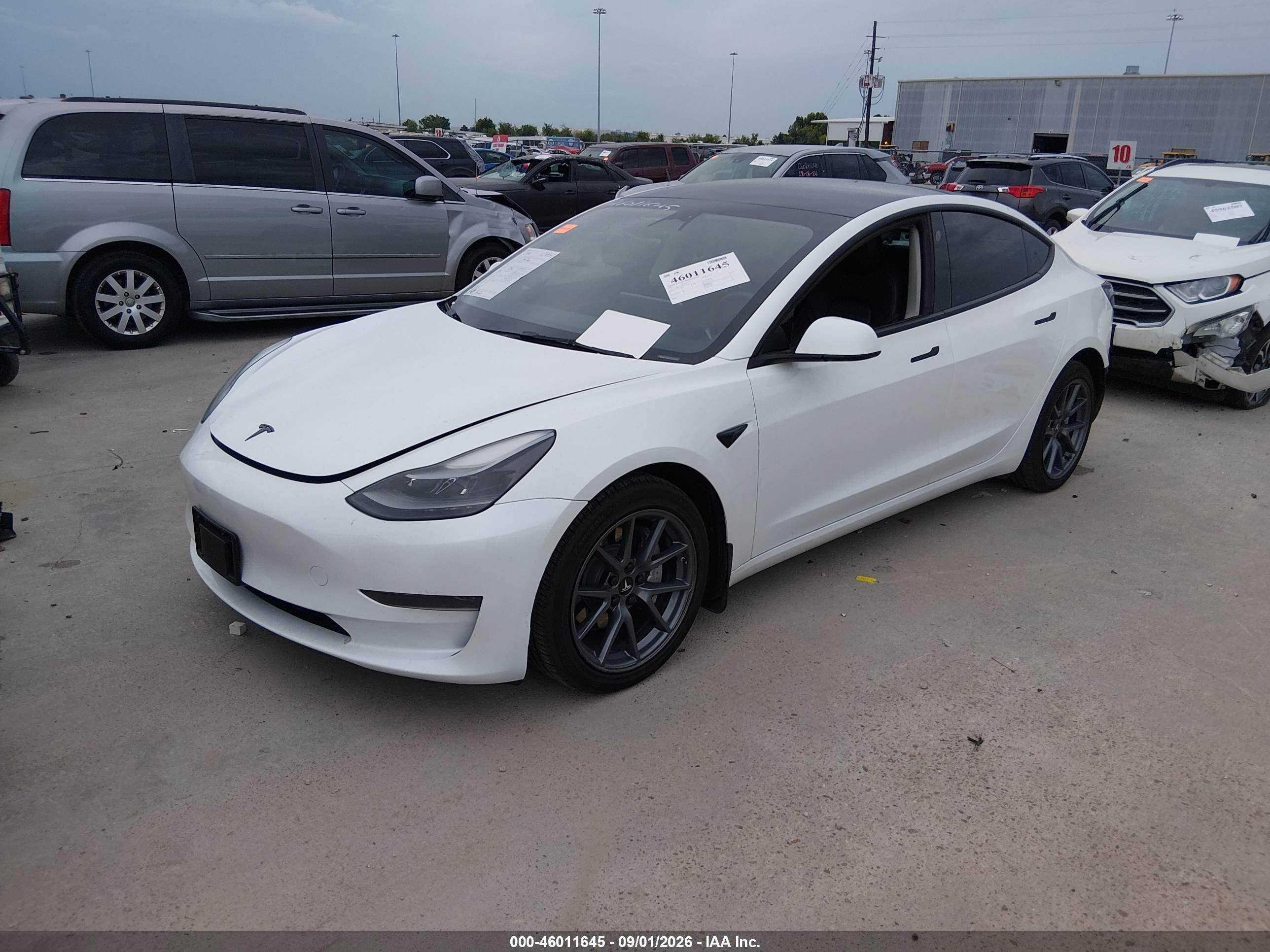 2023 TESLA MODEL 3 REAR-WHEEL DRIVE — I2