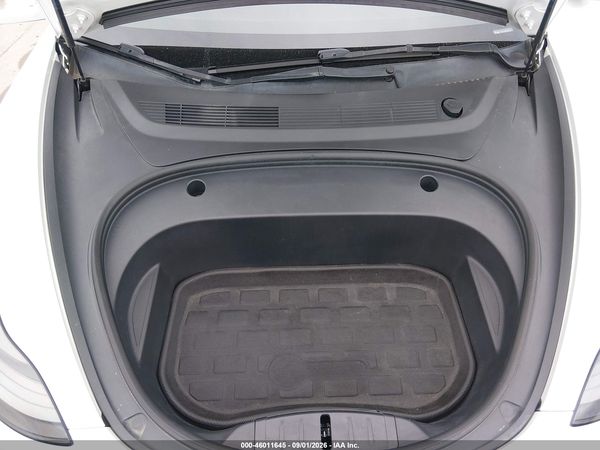 2023 TESLA MODEL 3 REAR-WHEEL DRIVE — I10