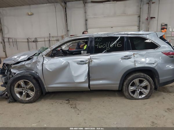 2016 TOYOTA HIGHLANDER LIMITED V6 — I117