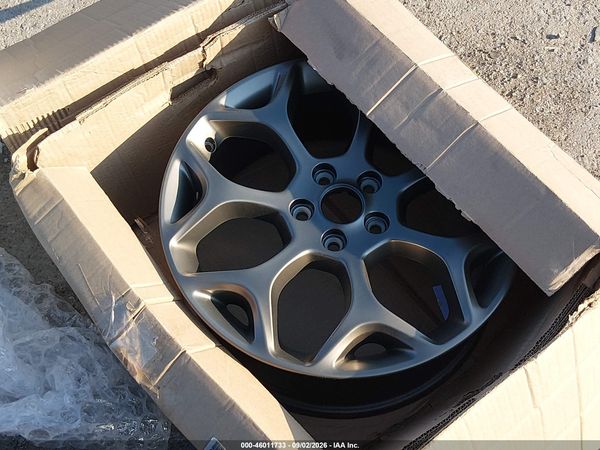 2016 CHRYSLER 300 300S ALLOY EDITION — I13