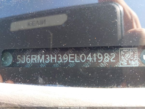 2014 HONDA CR-V LX — I152