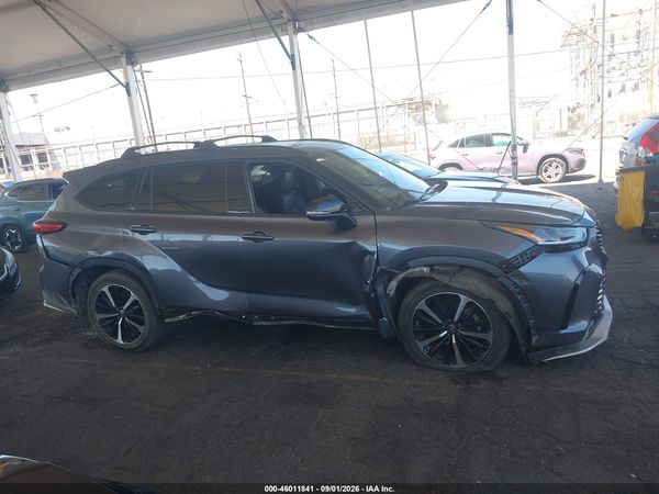 2022 TOYOTA HIGHLANDER XSE — I116
