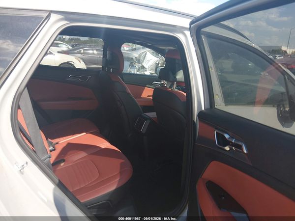 2023 KIA SPORTAGE SX — I8