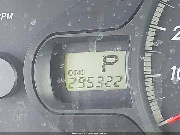 2014 TOYOTA SIENNA LE V6 8 PASSENGER