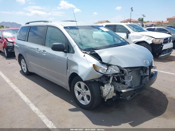 2014 TOYOTA SIENNA LE V6 8 PASSENGER