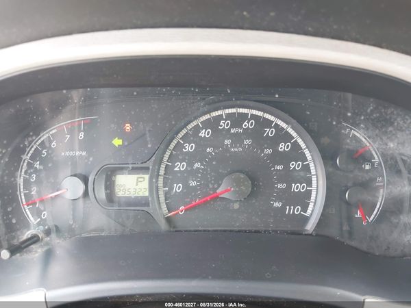 2014 TOYOTA SIENNA LE V6 8 PASSENGER