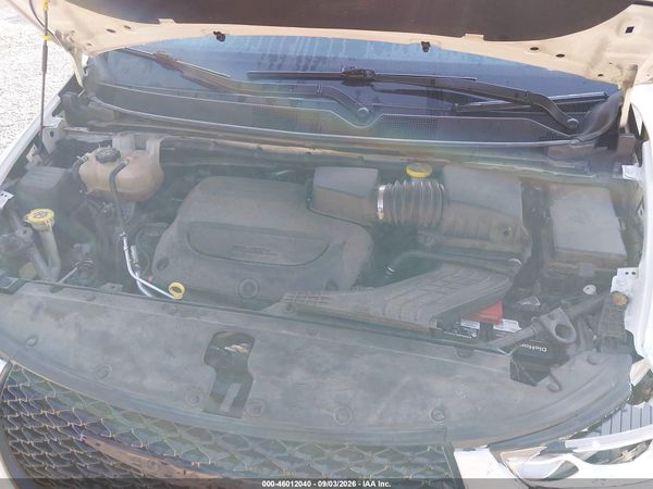 2021 CHRYSLER PACIFICA TOURING L — I10