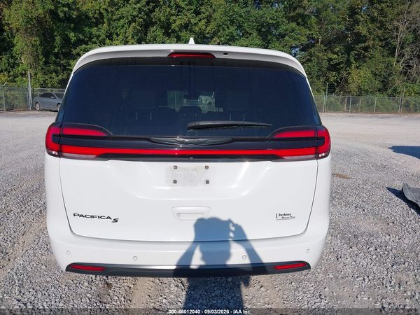 2021 CHRYSLER PACIFICA TOURING L — I119