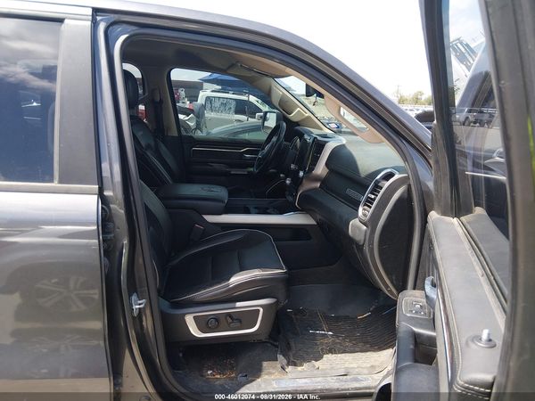 2019 RAM 1500 LARAMIE  4X4 5'7 BOX