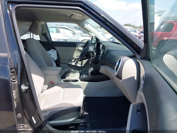 2022 KIA SOUL LX — I5