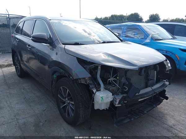 2018 TOYOTA HIGHLANDER XLE — I1