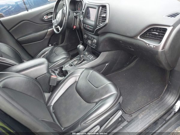 2019 JEEP CHEROKEE LATITUDE PLUS 4X4 — I5
