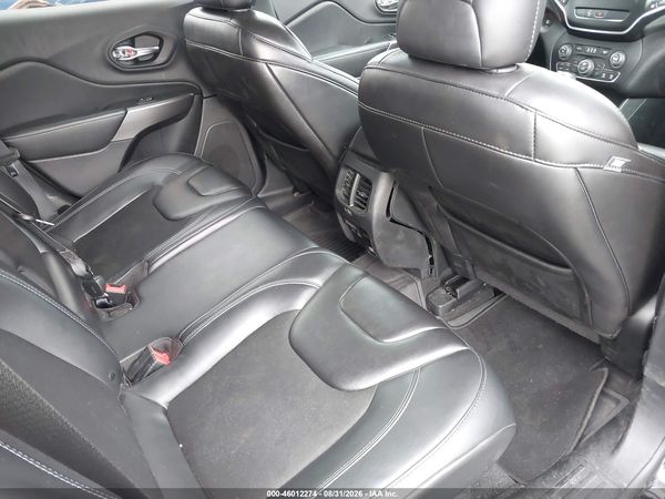 2019 JEEP CHEROKEE LATITUDE PLUS 4X4 — I8
