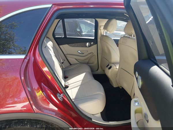 2018 MERCEDES-BENZ GLC 300 4MATIC — I8