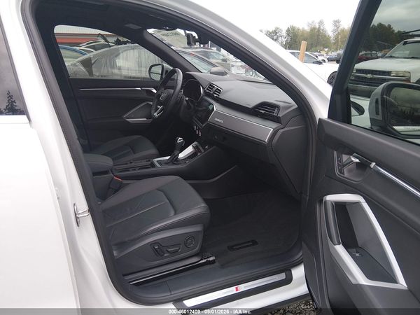 2023 AUDI Q3 — I152