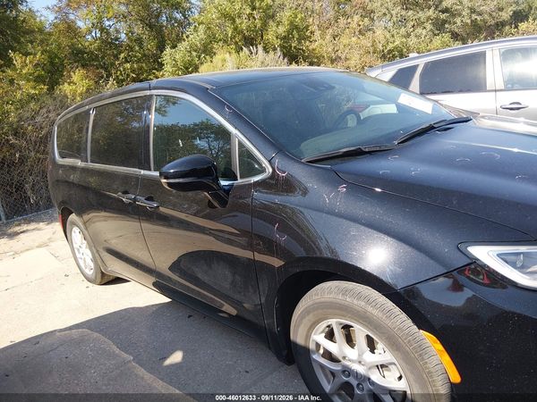 2025 CHRYSLER PACIFICA SELECT — I116