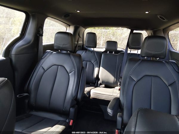 2025 CHRYSLER PACIFICA SELECT — I153