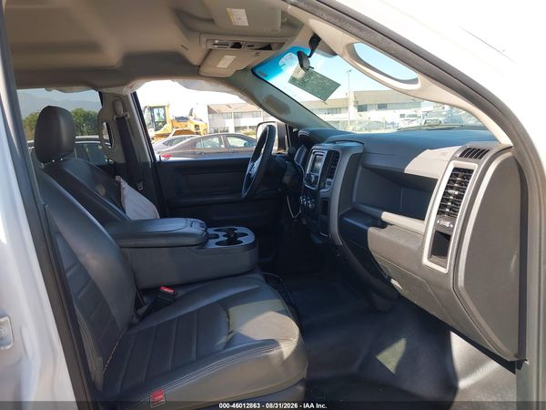 2017 RAM 2500 TRADESMAN  4X2 8' BOX — I5