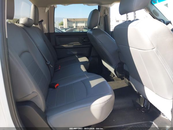 2017 RAM 2500 TRADESMAN  4X2 8' BOX — I8