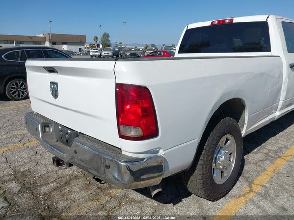 2017 RAM 2500 TRADESMAN  4X2 8' BOX — I86