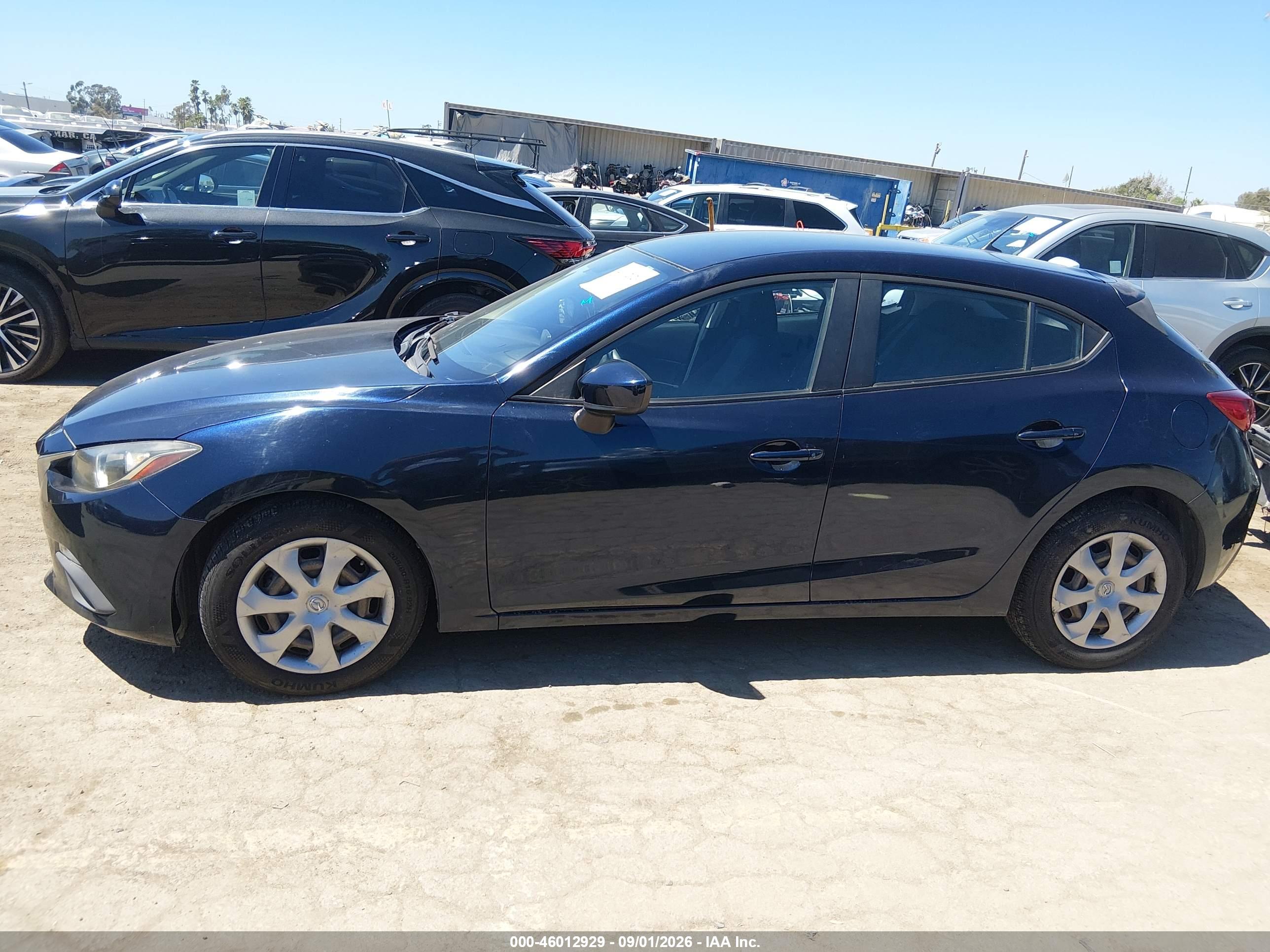 2016 MAZDA MAZDA3 I SPORT