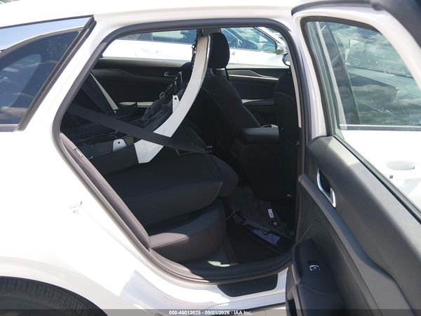 2026 KIA K5 LXS FWD