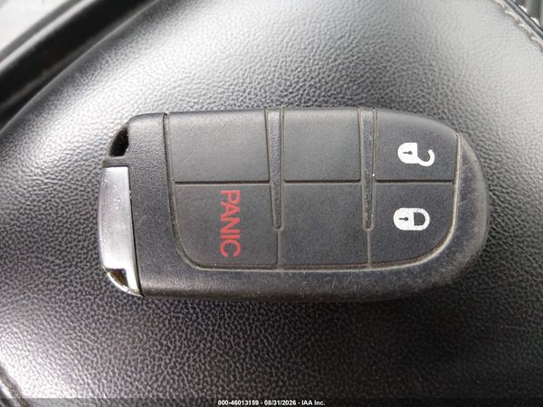 2015 DODGE DURANGO SXT — I11