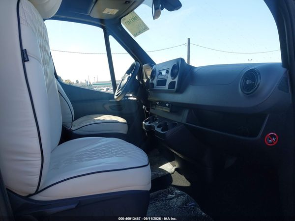 2019 MERCEDES-BENZ SPRINTER 2500 HIGH ROOF V6 — I5