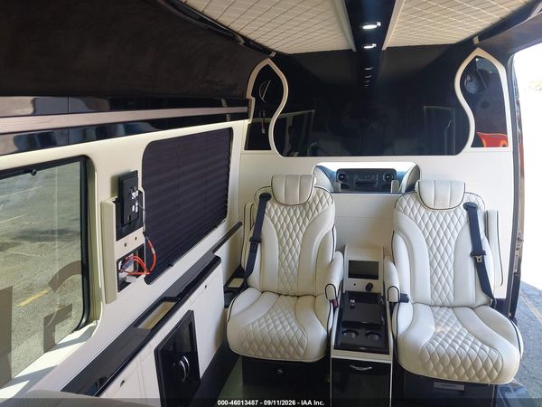 2019 MERCEDES-BENZ SPRINTER 2500 HIGH ROOF V6 — I153