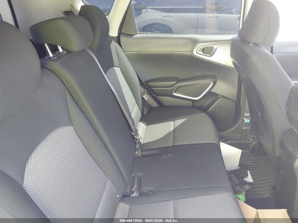 2025 KIA SOUL LX — I8