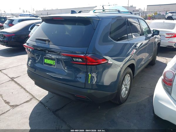 2025 TOYOTA GRAND HIGHLANDER XLE — I4