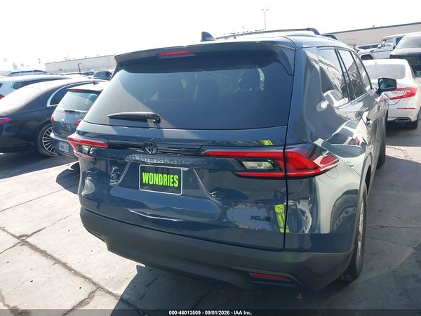 2025 TOYOTA GRAND HIGHLANDER XLE — I119