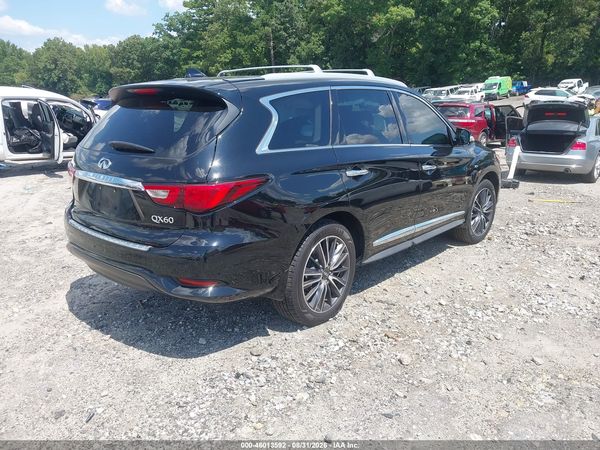 2017 INFINITI QX60 — I4