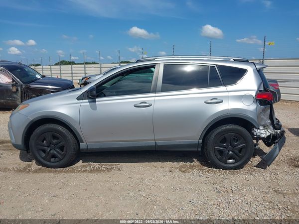 2017 TOYOTA RAV4 LE — I117