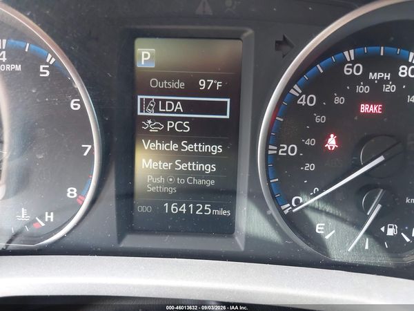 2017 TOYOTA RAV4 LE — I118