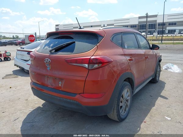 2017 HYUNDAI TUCSON SE — I4