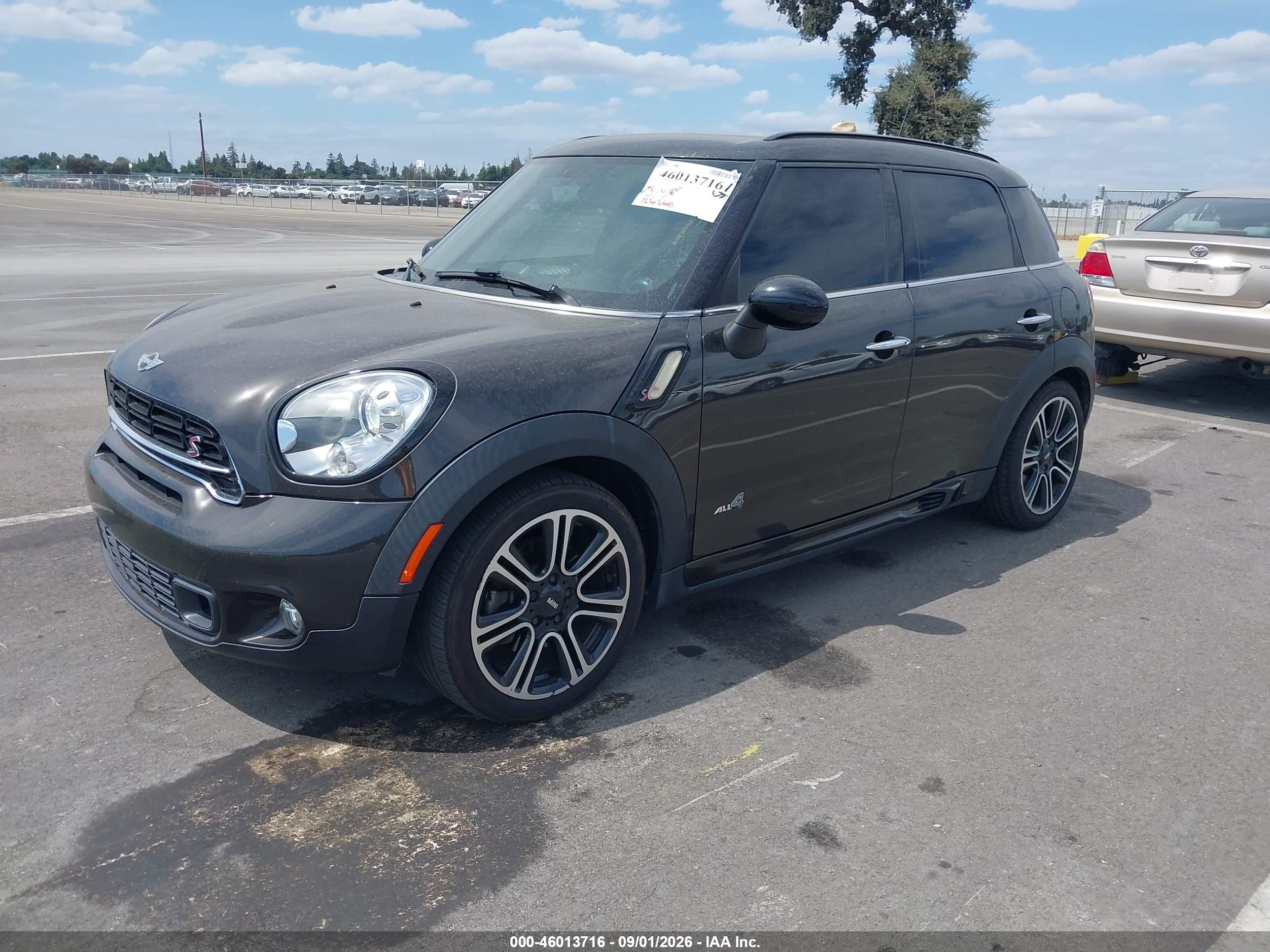 2015 MINI COUNTRYMAN COOPER S — I2