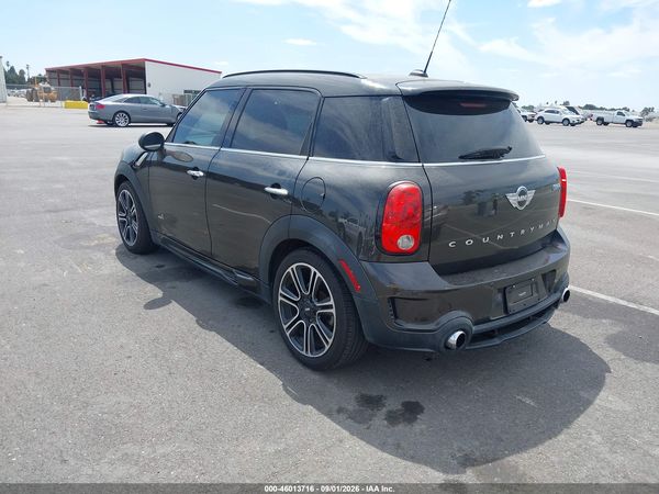 2015 MINI COUNTRYMAN COOPER S — I3