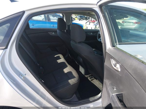 2021 KIA FORTE LXS — I8