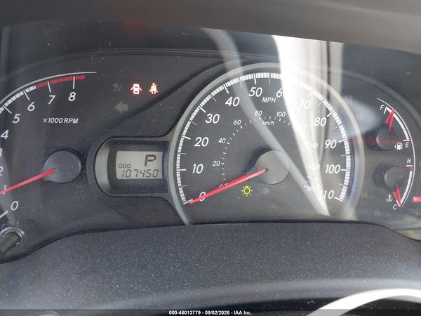 2013 TOYOTA SIENNA LE V6 8 PASSENGER