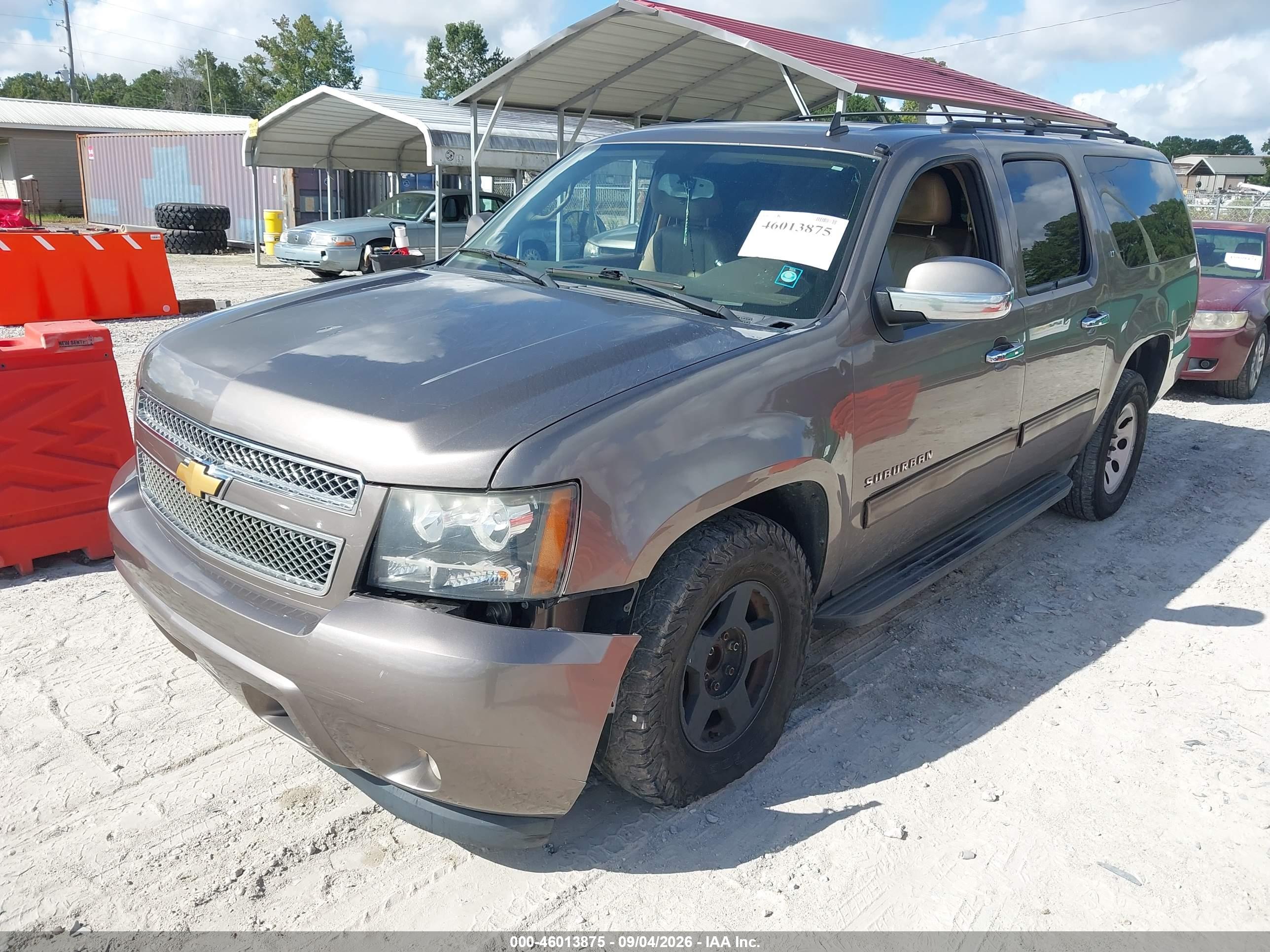 2012 CHEVROLET SUBURBAN LT — I2