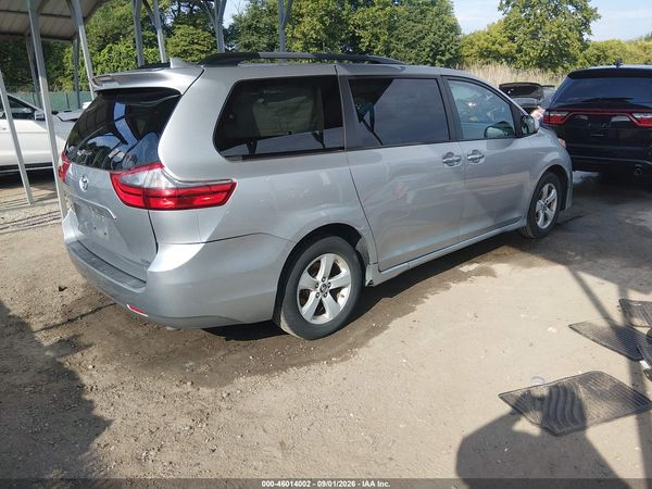 2020 TOYOTA SIENNA LE — I4