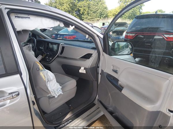 2020 TOYOTA SIENNA LE — I5