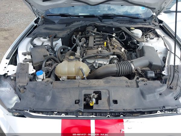 2021 FORD MUSTANG ECOBOOST PREMIUM — I10