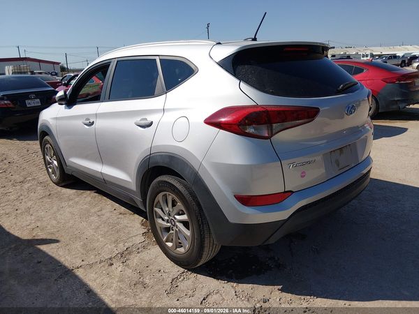 2016 HYUNDAI TUCSON SE