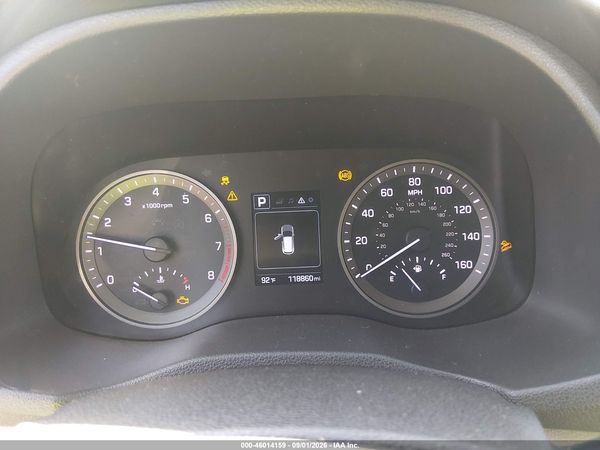 2016 HYUNDAI TUCSON SE