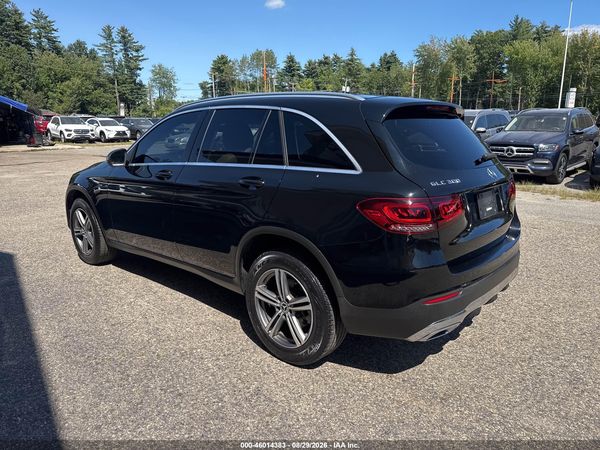 2020 MERCEDES-BENZ GLC 300