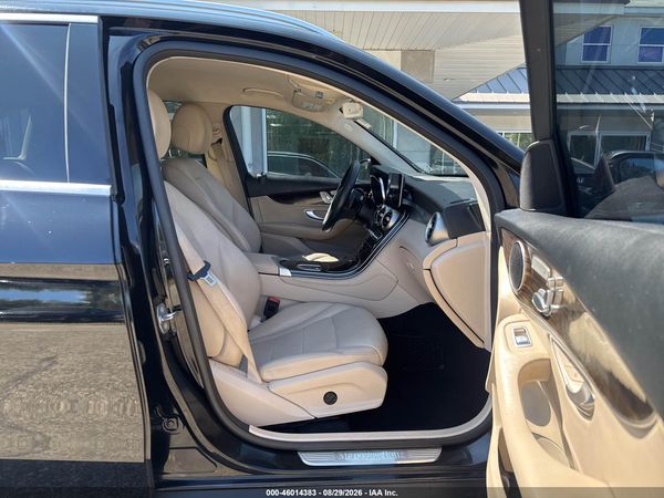 2020 MERCEDES-BENZ GLC 300 4MATIC